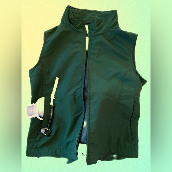 Scottevest Jackets & Blazers - SCOTTeVEST travel vest. Size Small. Green